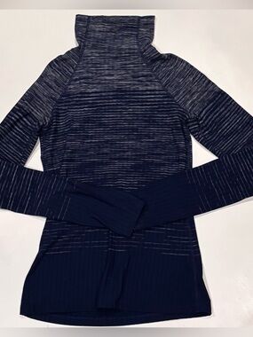 Nike Pro Hyperwarm Navy and Heather Blue Performance Top Women’s Medium